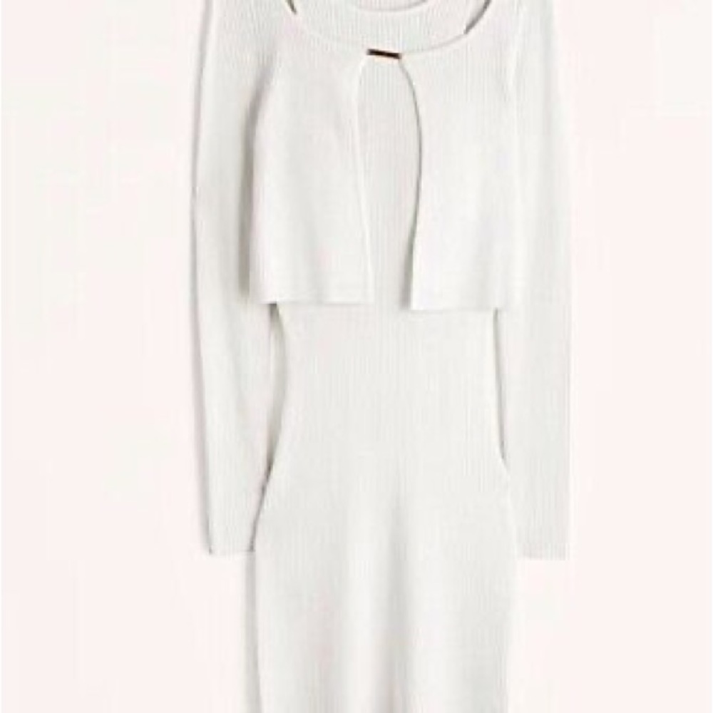 Abercrombie & Fitch White Long Sleeve Scoop Neck Sweater Dress